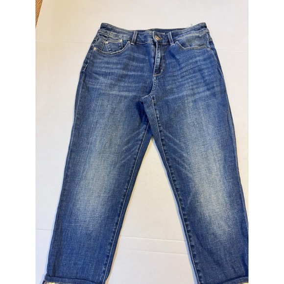 Chico's Boyfriend Ankle Gold Cuff  Jeans Stretch Modern Size 4P - Picture 2 of 9